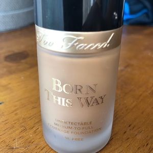 Too Faced Born This Way Foundation - Sand